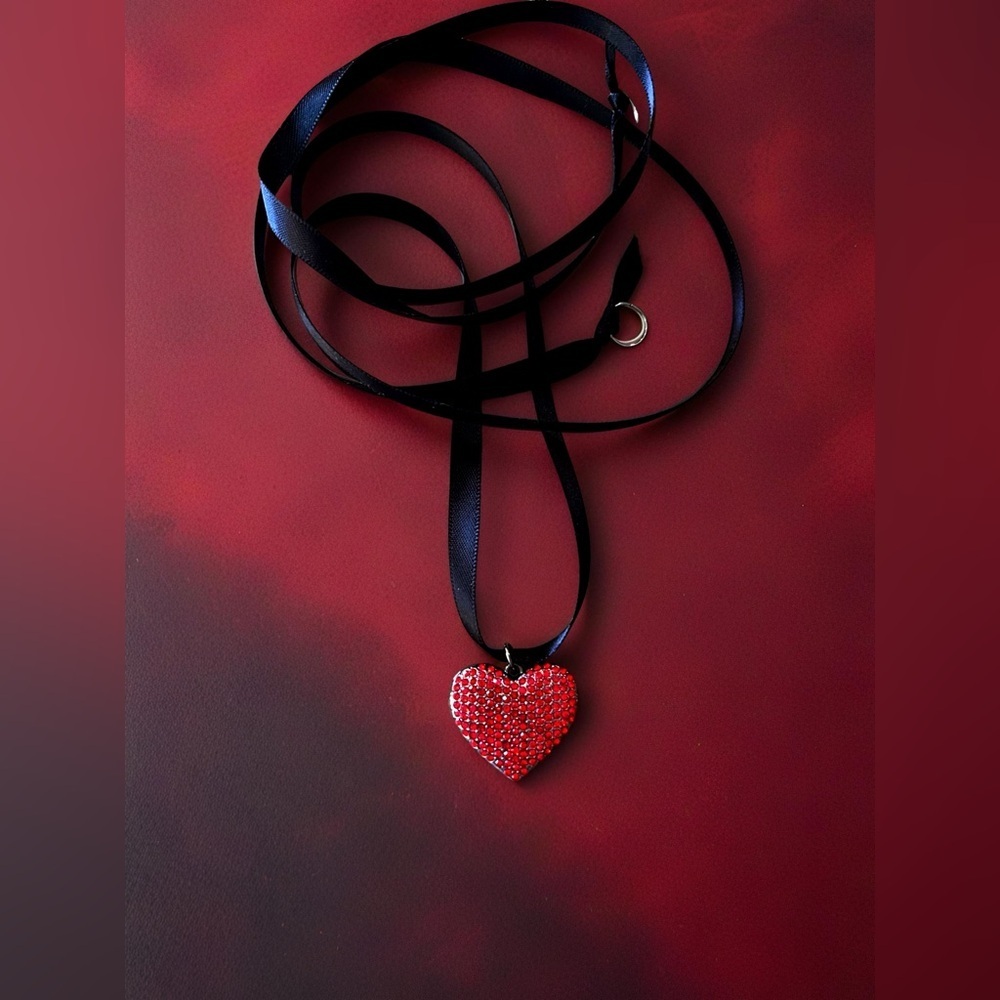 Red Heart Crystal Pendant Choker Necklace